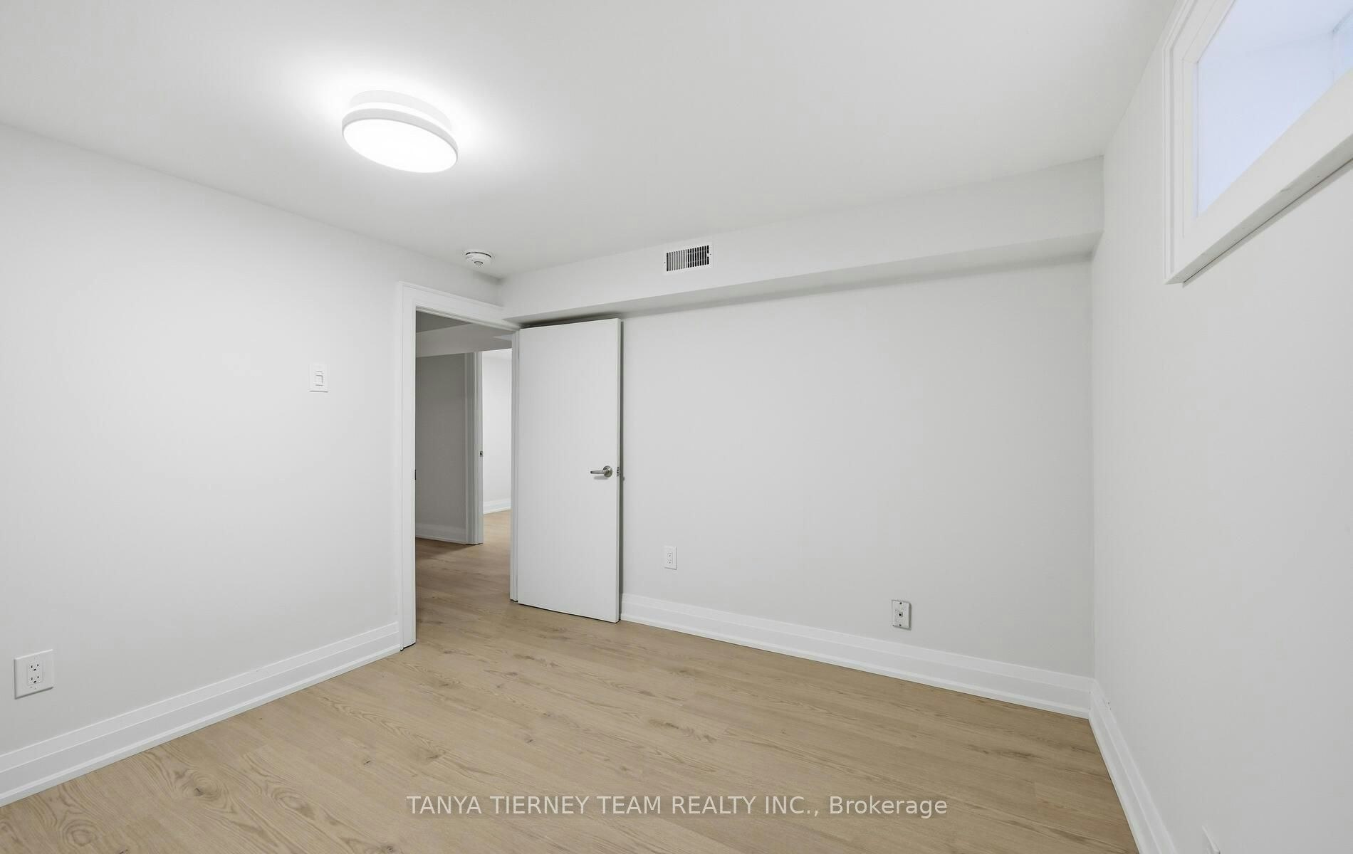 Basement-1402 Colmar Avenue, Pickering, ON, L1W 1C3 - 11