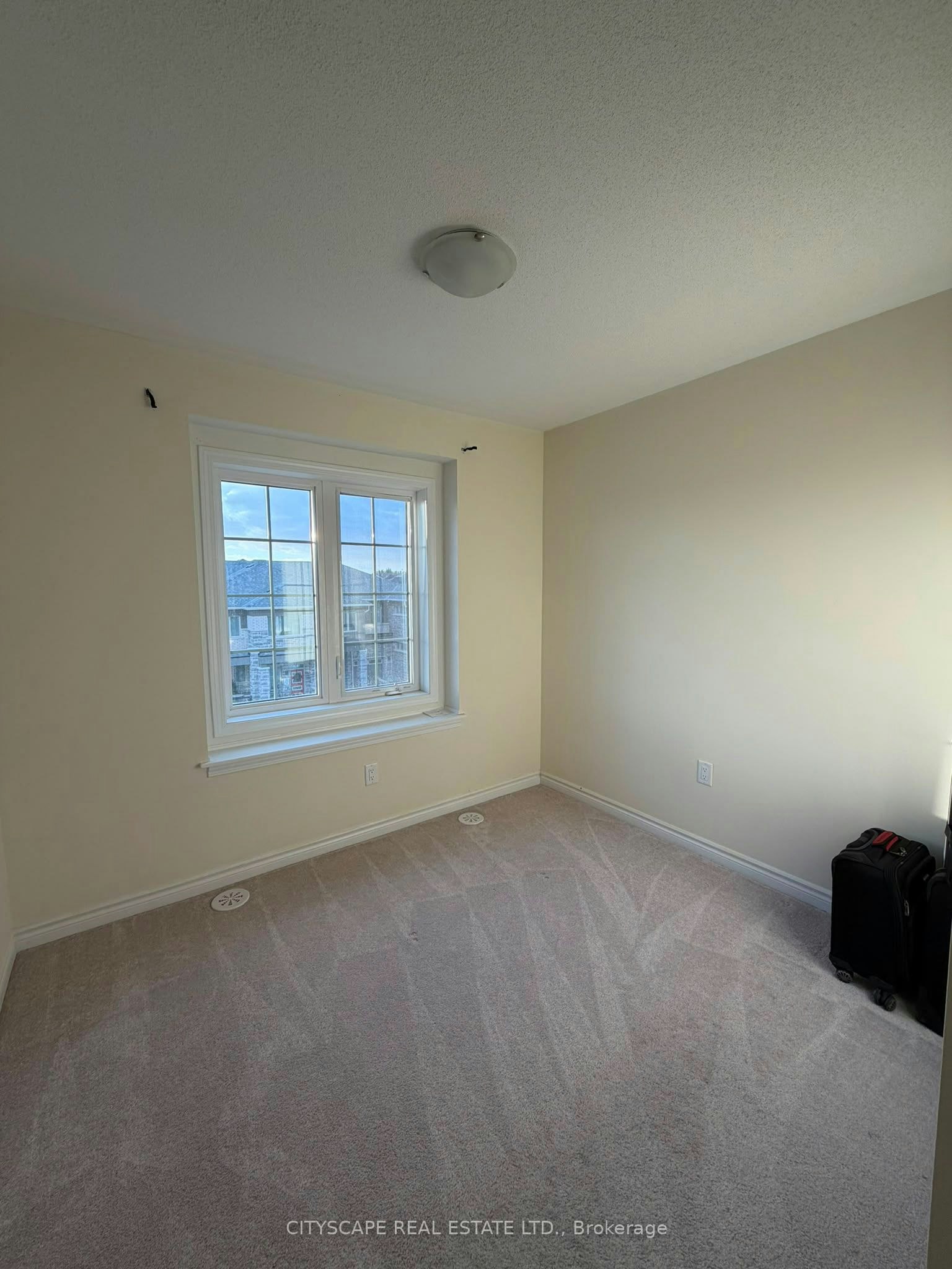 3241 Brigadier Avenue, Pickering, ON, L1X 0N4 - 13