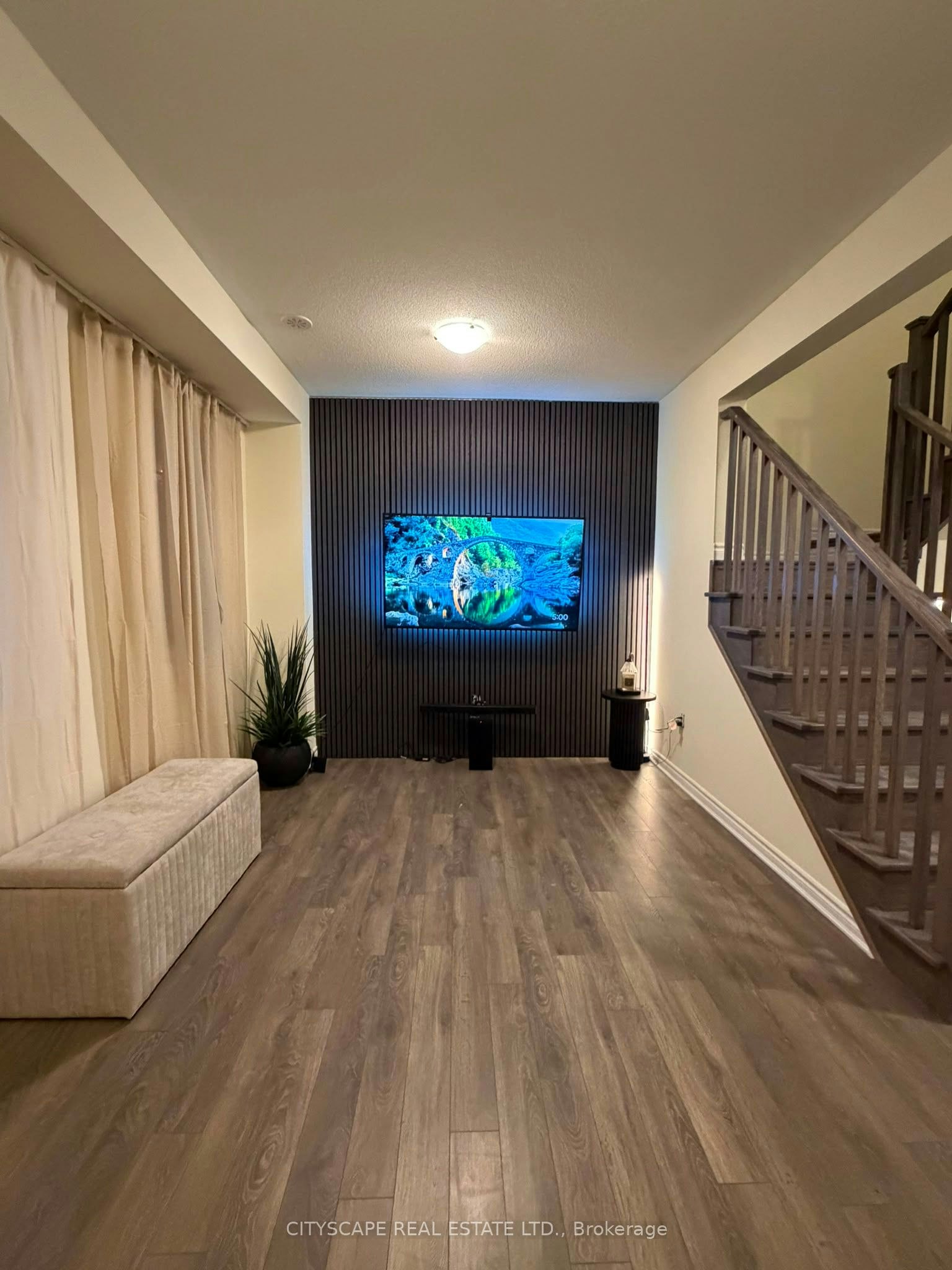 3241 Brigadier Avenue, Pickering, ON, L1X 0N4 - 5
