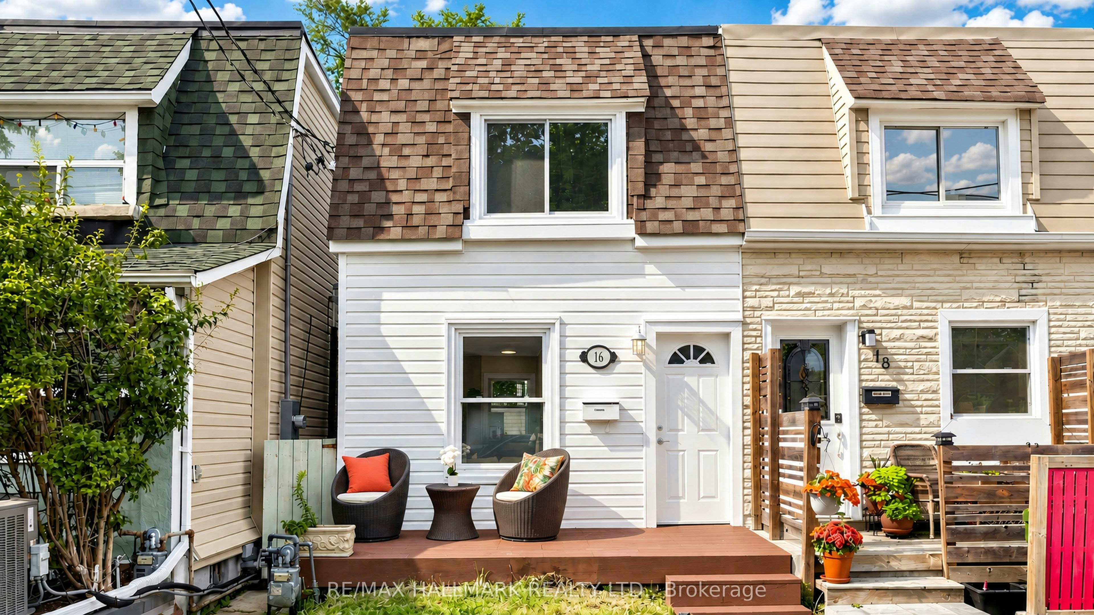 16 Queensdale Avenue, Toronto, ON, M4J 1X9
