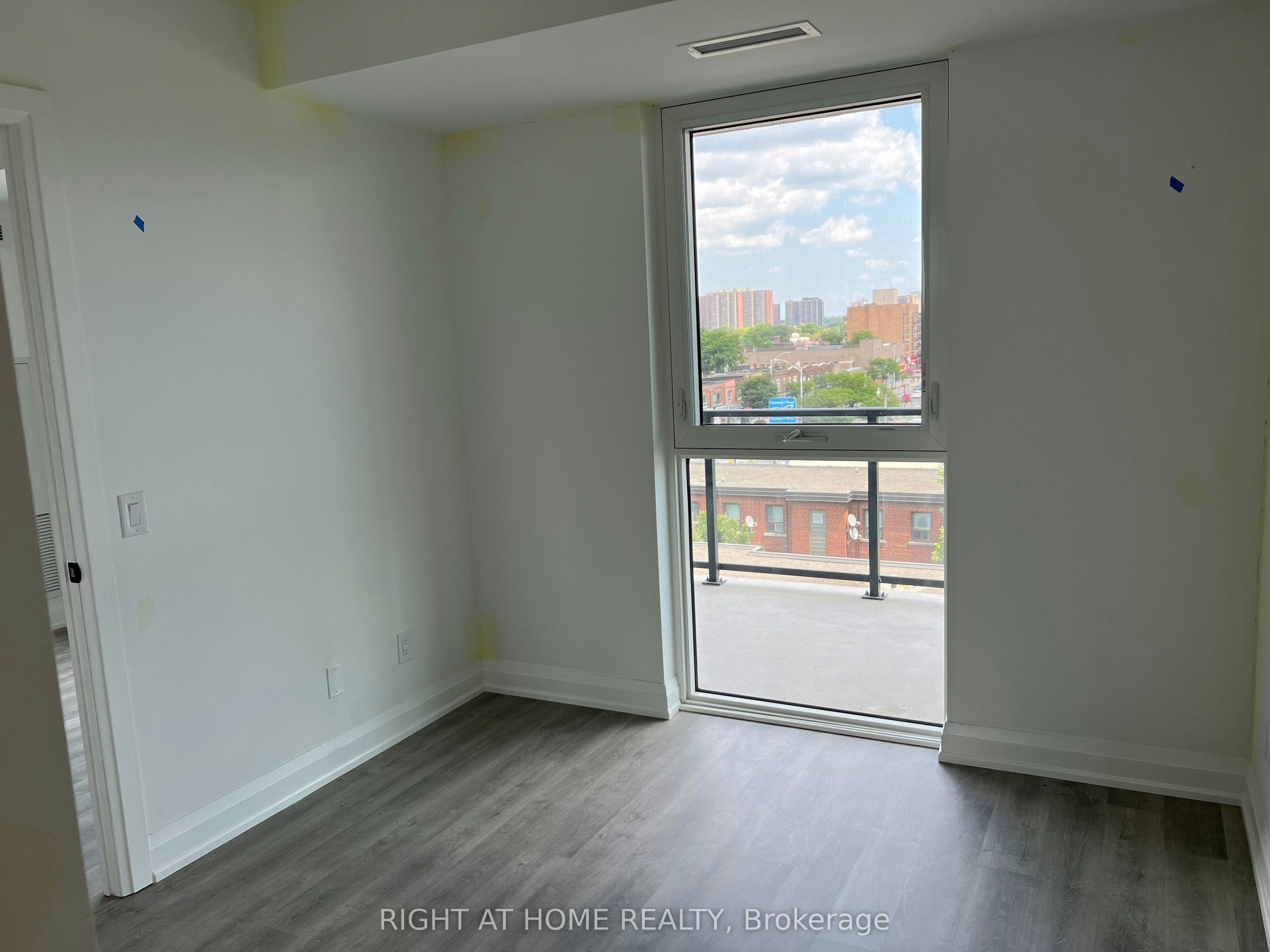 510-2369 Danforth Avenue, Toronto, ON, M4C 0B1 - 15