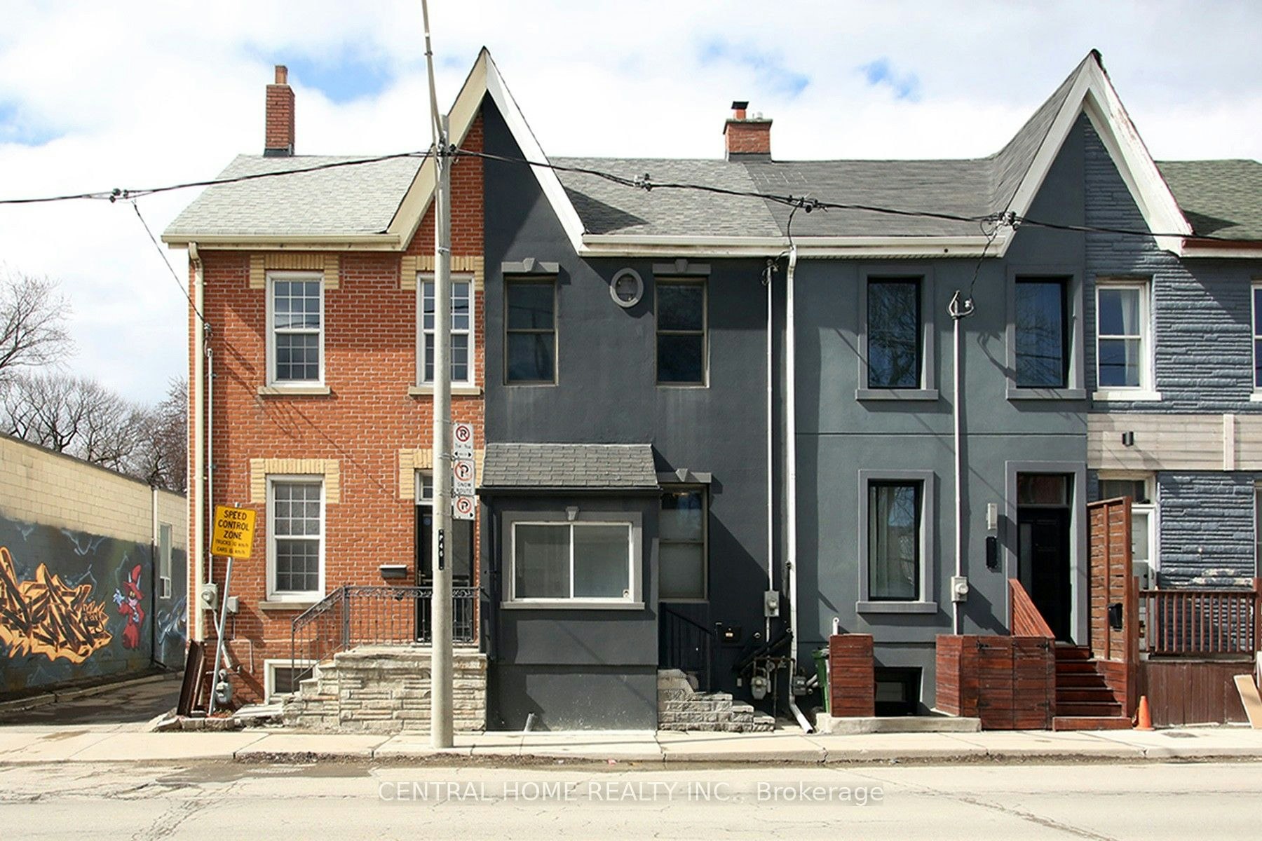 106 Carlaw Avenue, Toronto, ON, M4M 2R7