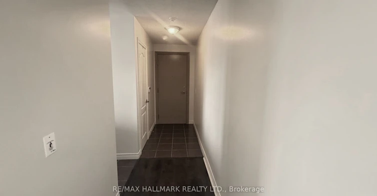 1401-70 Town Centre Court, Toronto, ON, M1P 0B2 - 3