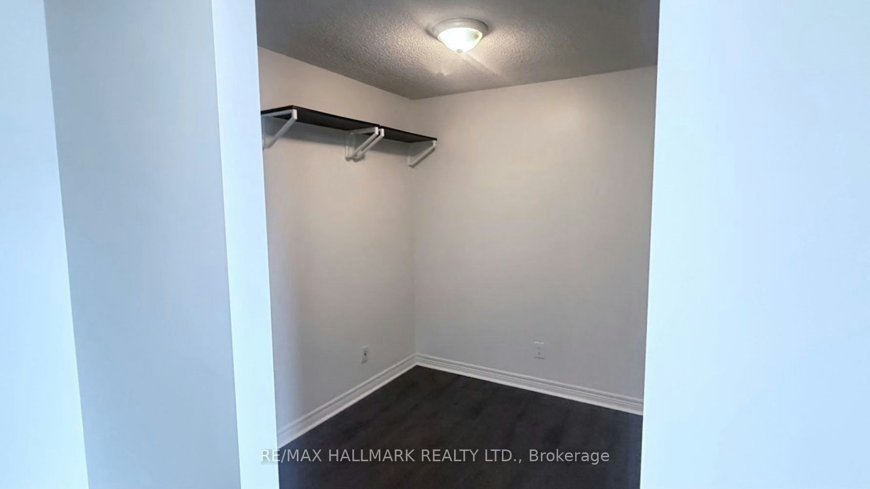 1401-70 Town Centre Court, Toronto, ON, M1P 0B2 - 8