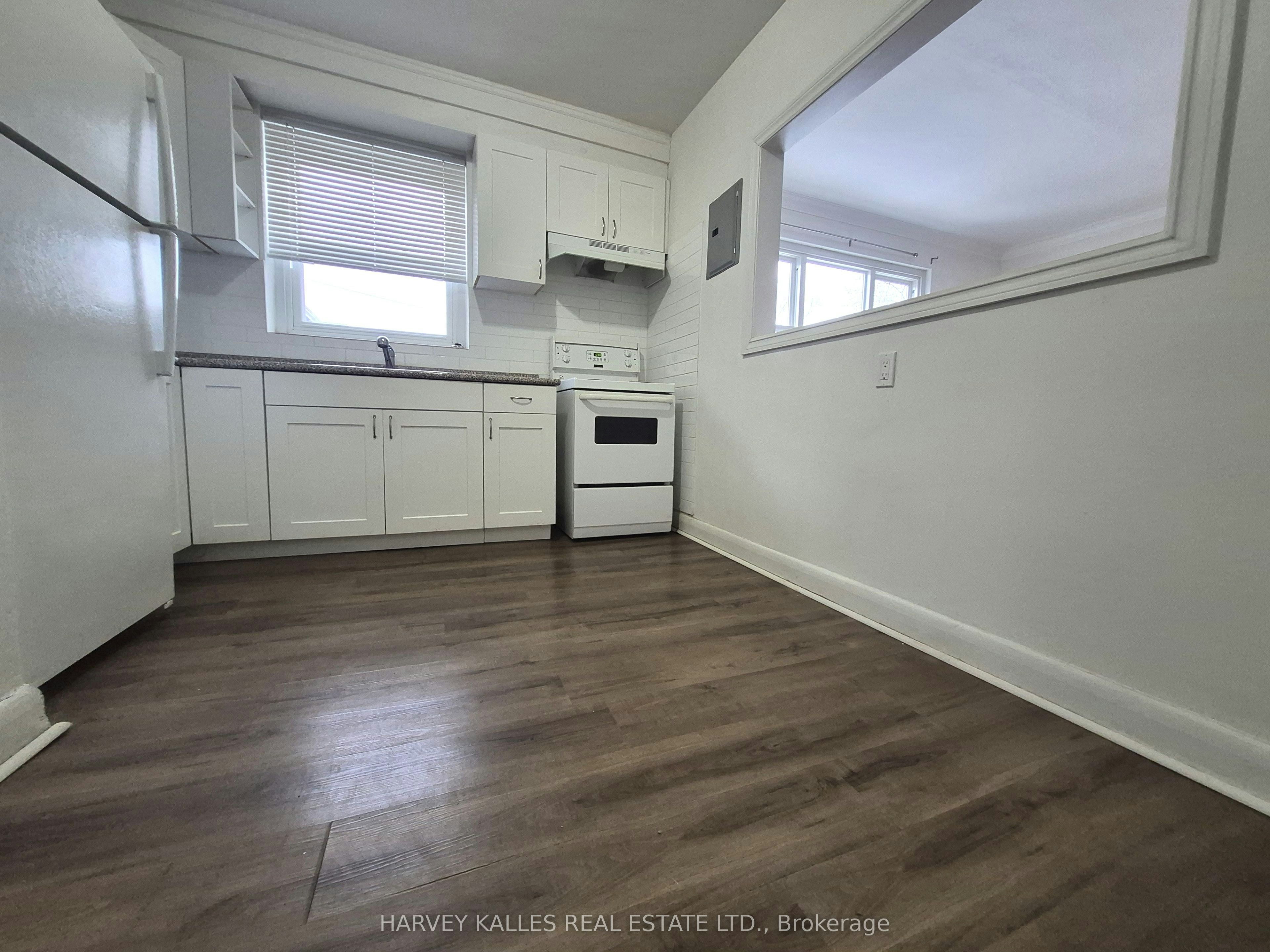 8-2905 St Clair Avenue E, Toronto, ON, M4B 1N5 - 9