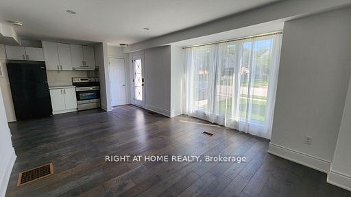82 Ellington Drive, Toronto, ON, M1R 3Y1 - 3