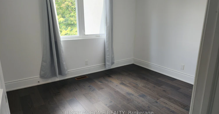 82 Ellington Drive, Toronto, ON, M1R 3Y1 - 9