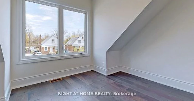 82 Ellington Drive, Toronto, ON, M1R 3Y1 - 12