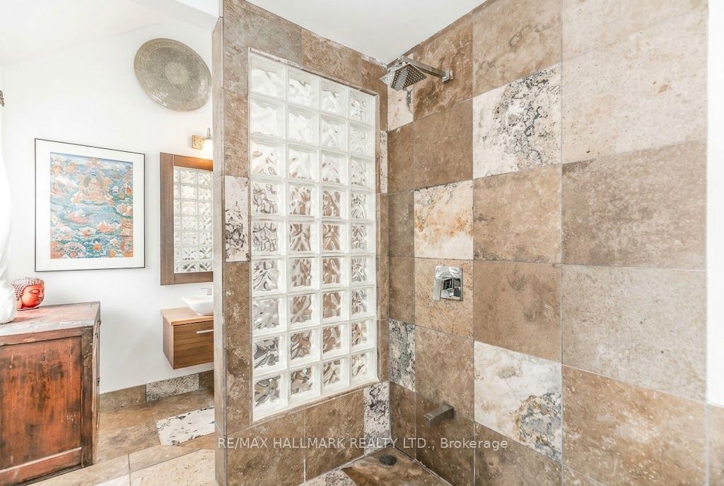 Upper-91 Ivy Avenue, Toronto, ON, M4L 2H8 - 31