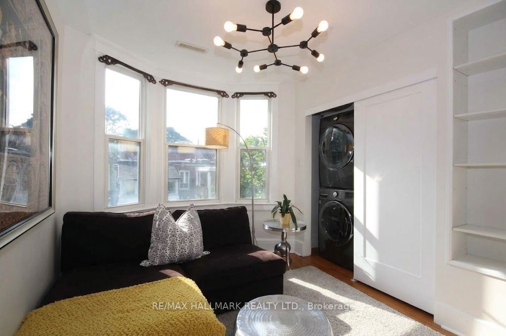 Upper-91 Ivy Avenue, Toronto, ON, M4L 2H8 - 8