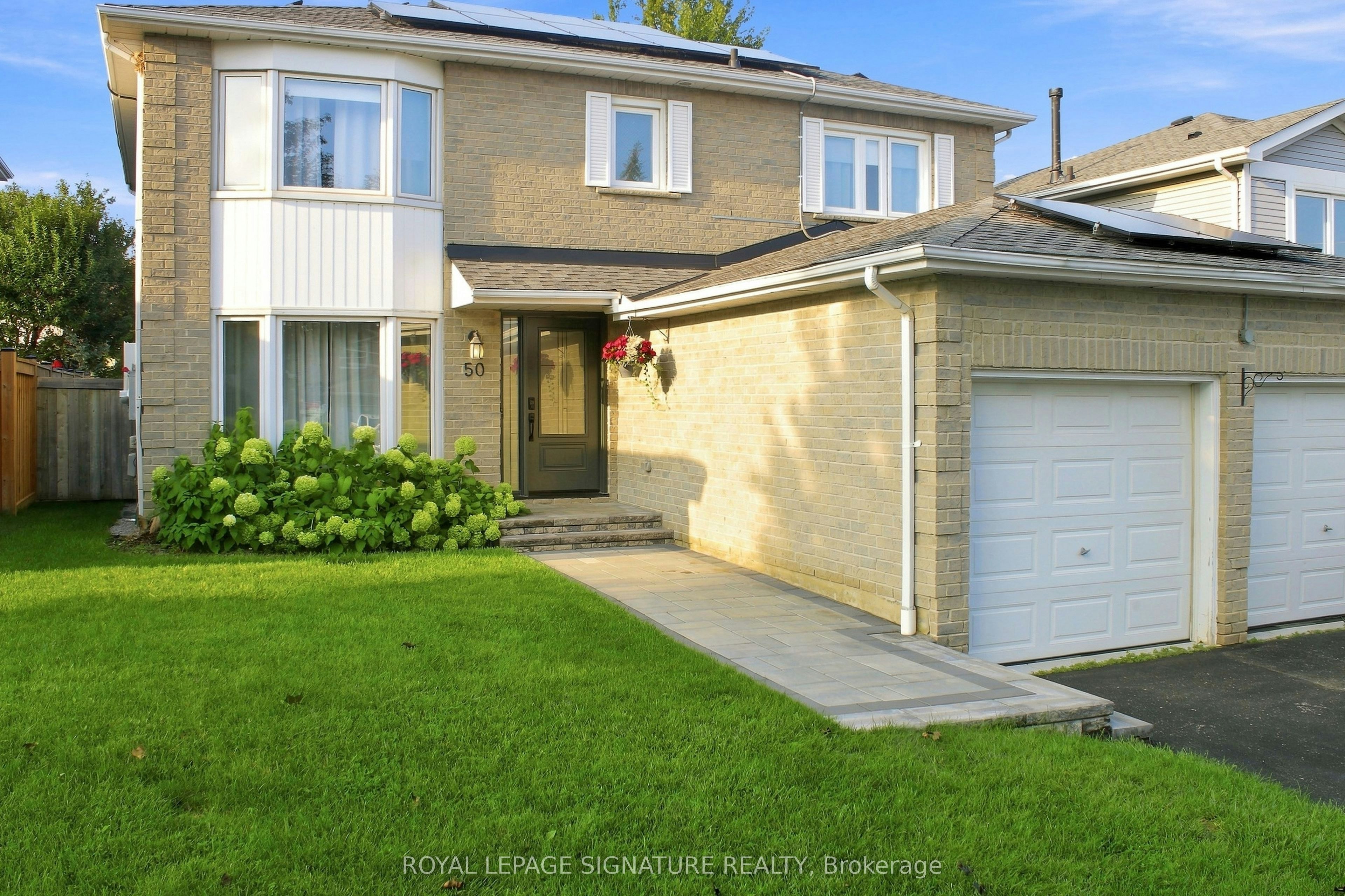 50 Lumsden Crescent, Whitby, ON, L1R 1G5
