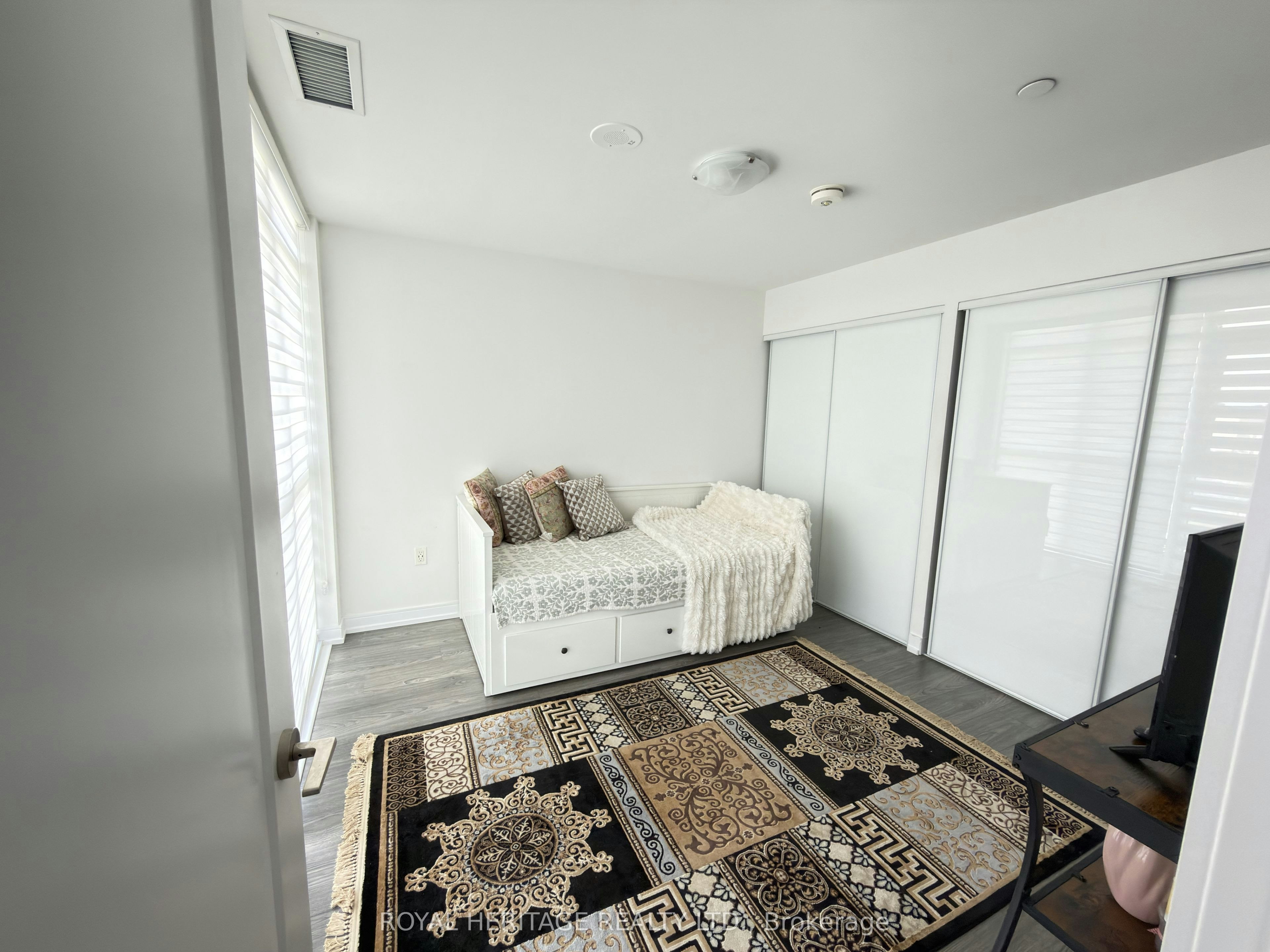 409-225 Village Green Square E, Toronto, ON, M1S 0N4 - 4