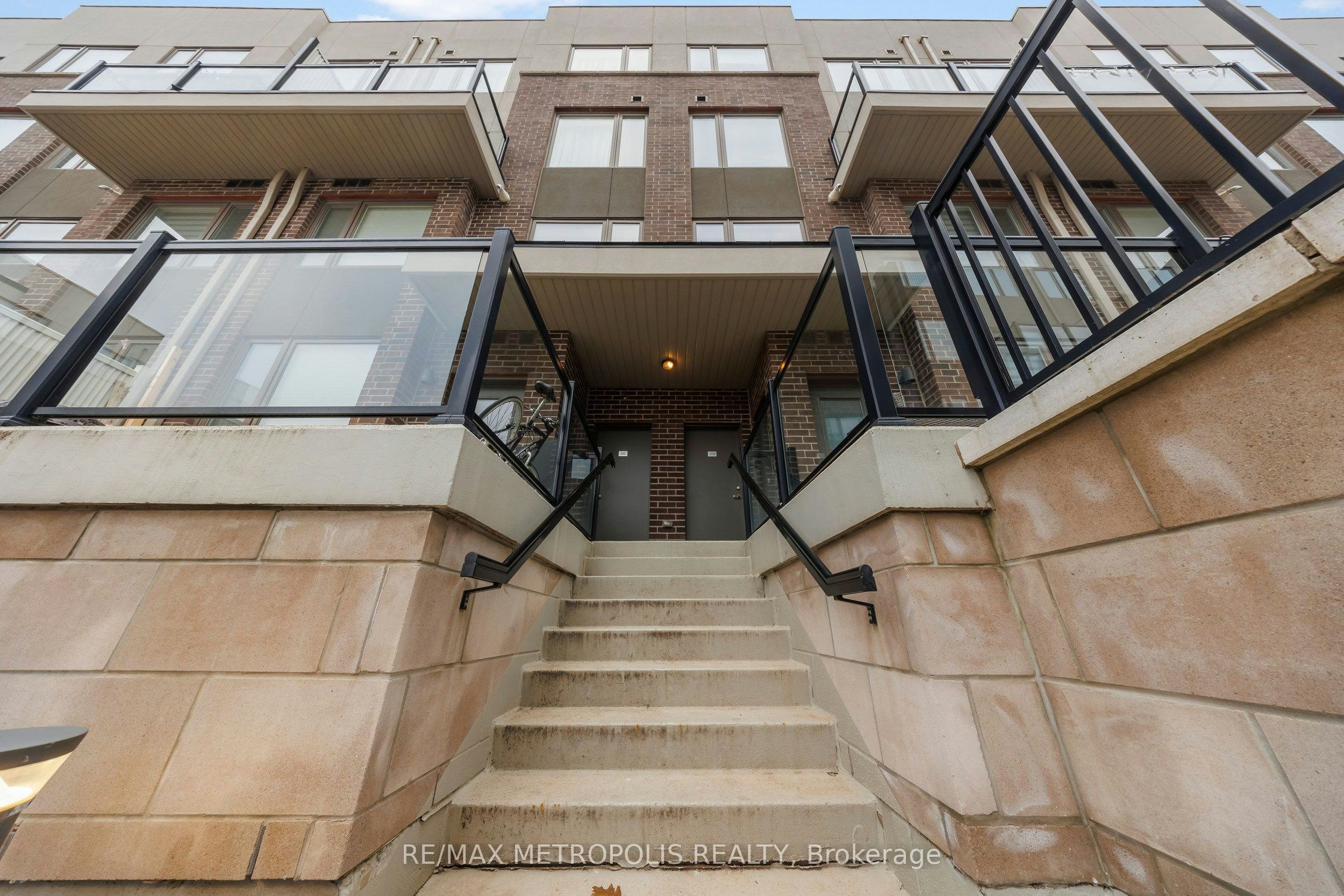 317-1460 Whites Road N, Pickering, ON, L1V 0E8 - 2