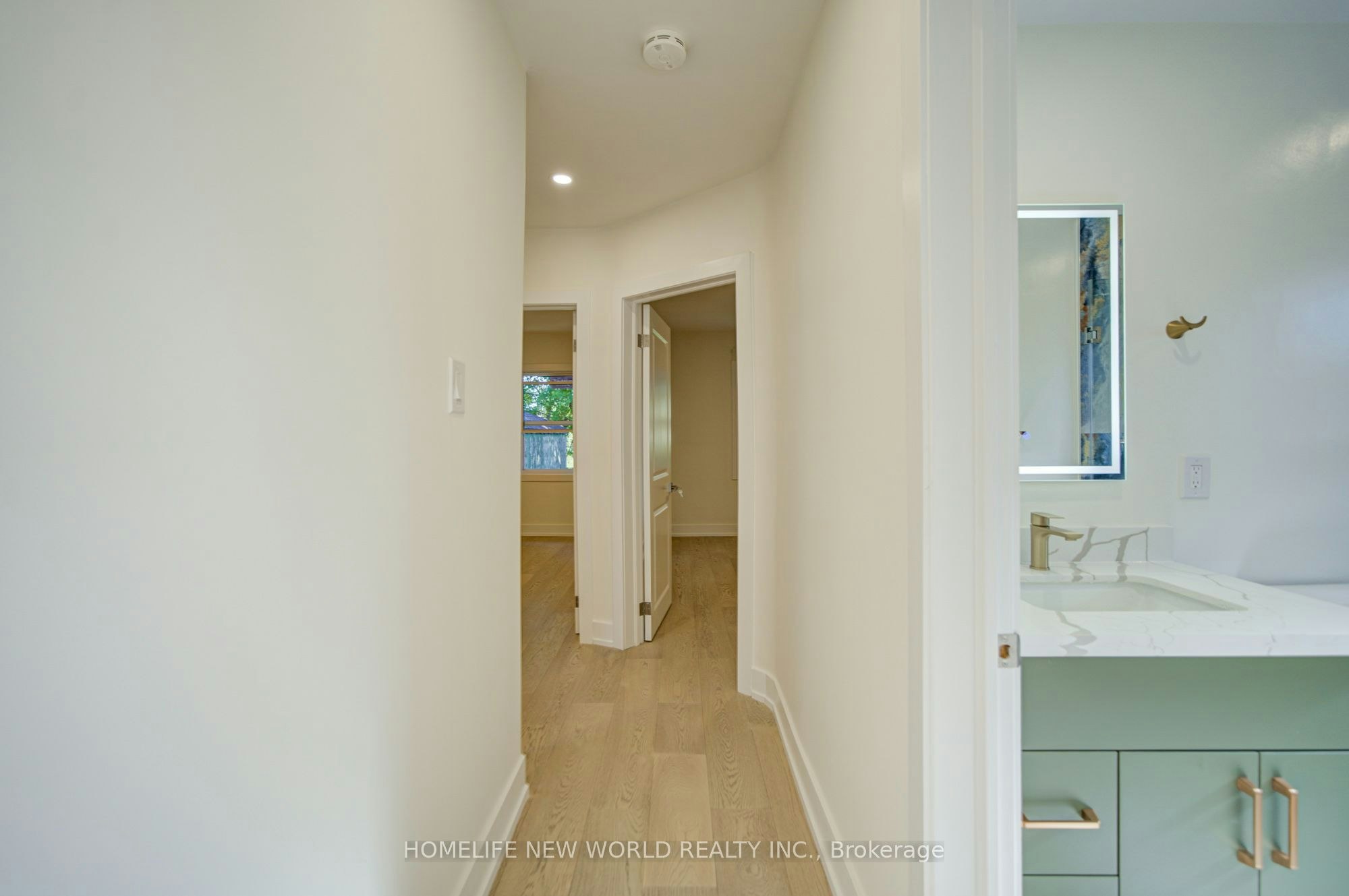 Main-88 Ellendale Drive, Toronto, ON, M1P 1N5 - 8