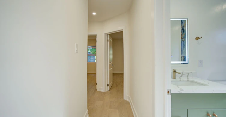 Main-88 Ellendale Drive, Toronto, ON, M1P 1N5 - 8