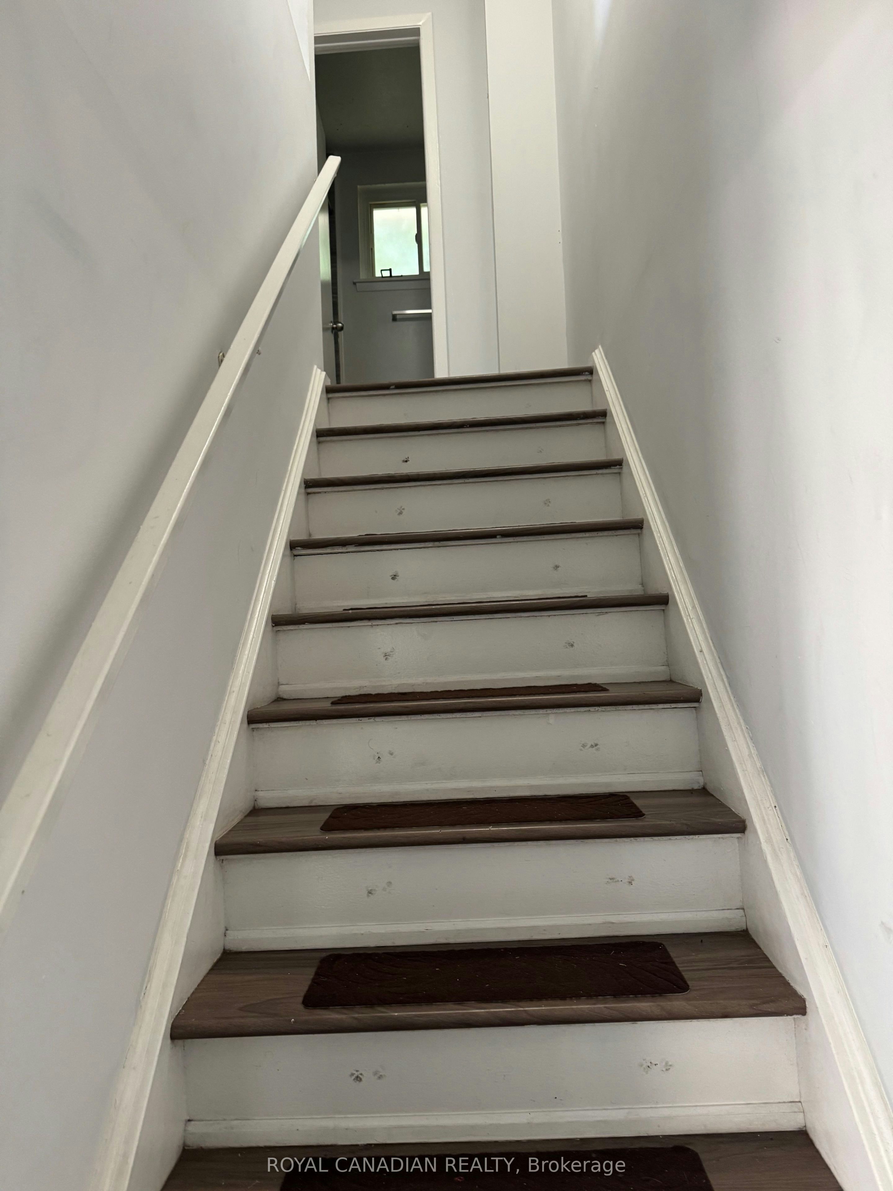 Upper-357 Durham Court, Oshawa, ON, L1J 1W8 - 11