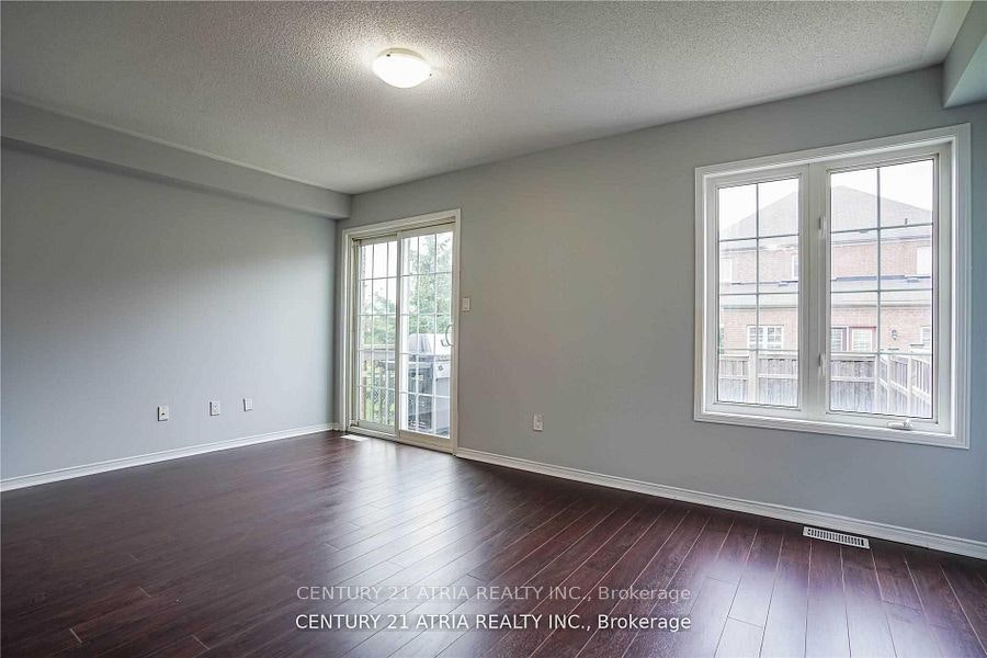 Upper-1424 Rennie Street, Oshawa, ON, L1K 0N8 - 3
