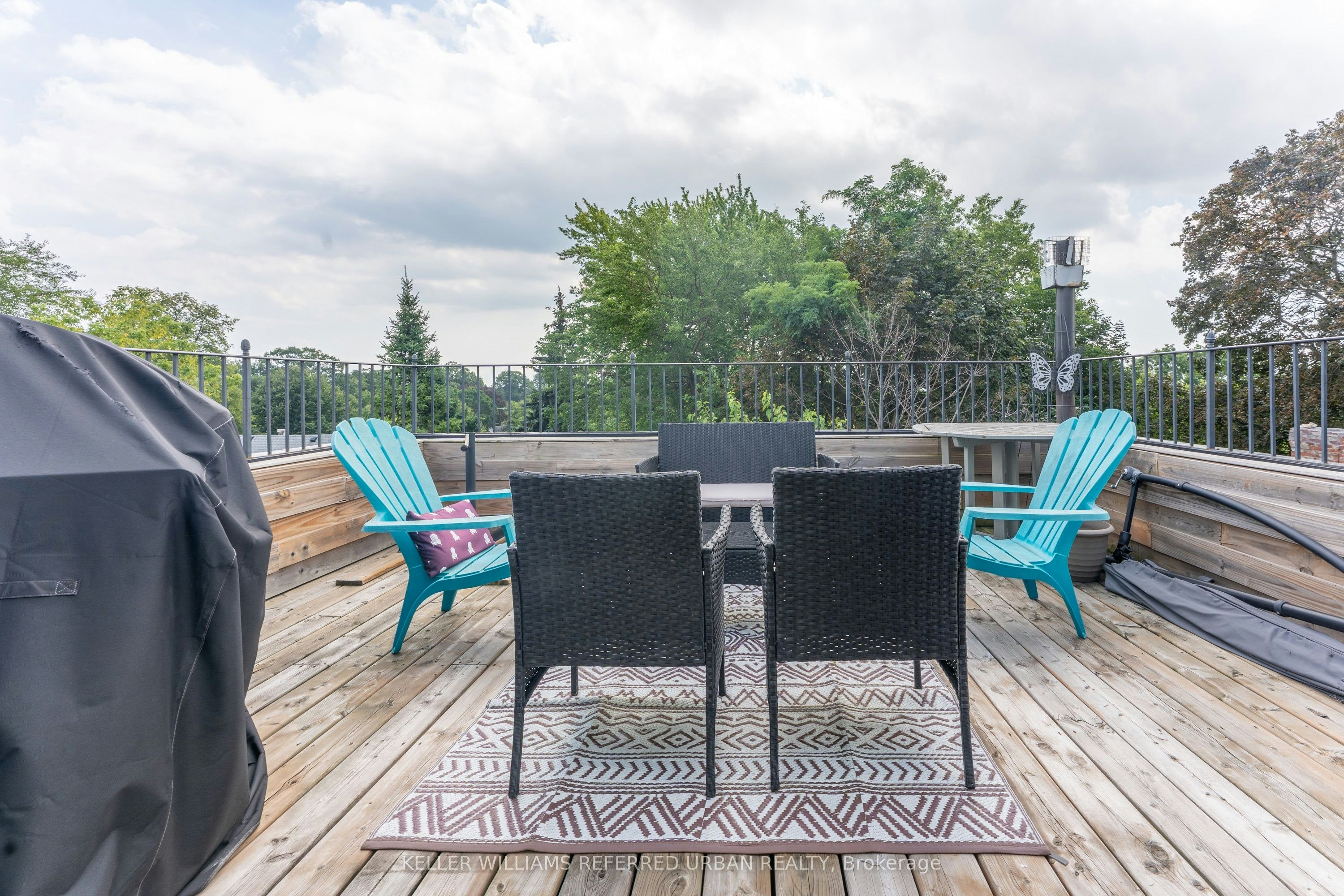 Upper-431 Kingston Road, Toronto, ON, M4L 1V2 - 5