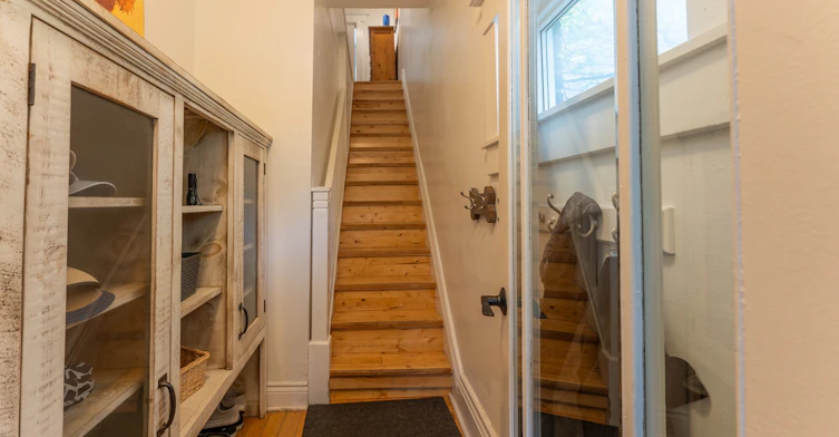 Upper-431 Kingston Road, Toronto, ON, M4L 1V2 - 7