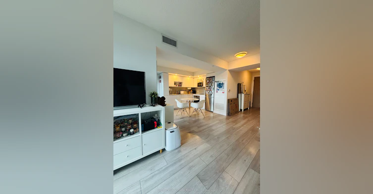 1809-225 Village Green Square, Toronto, ON, M1S 0N4 - 2