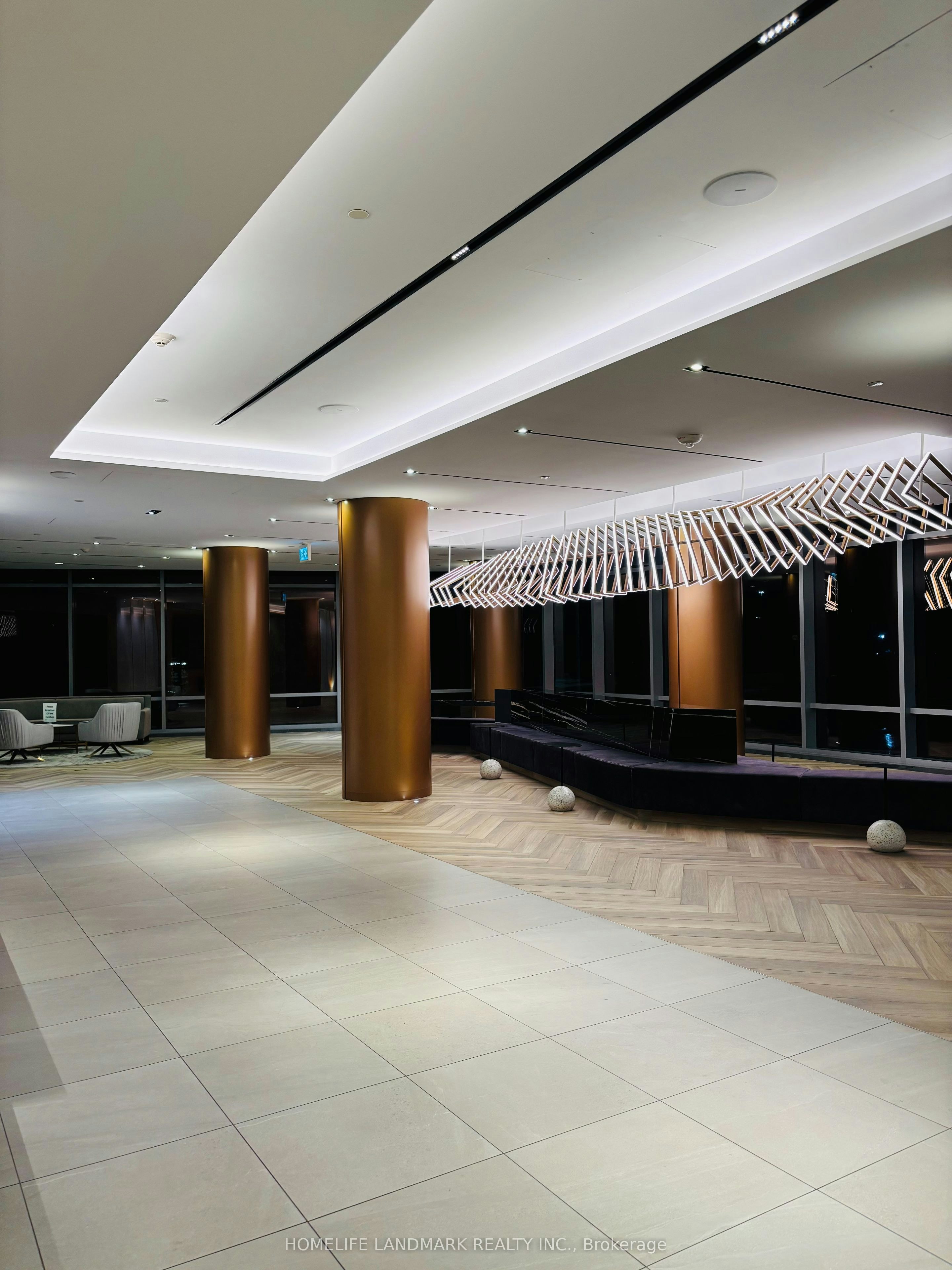 1809-225 Village Green Square, Toronto, ON, M1S 0N4 - 18