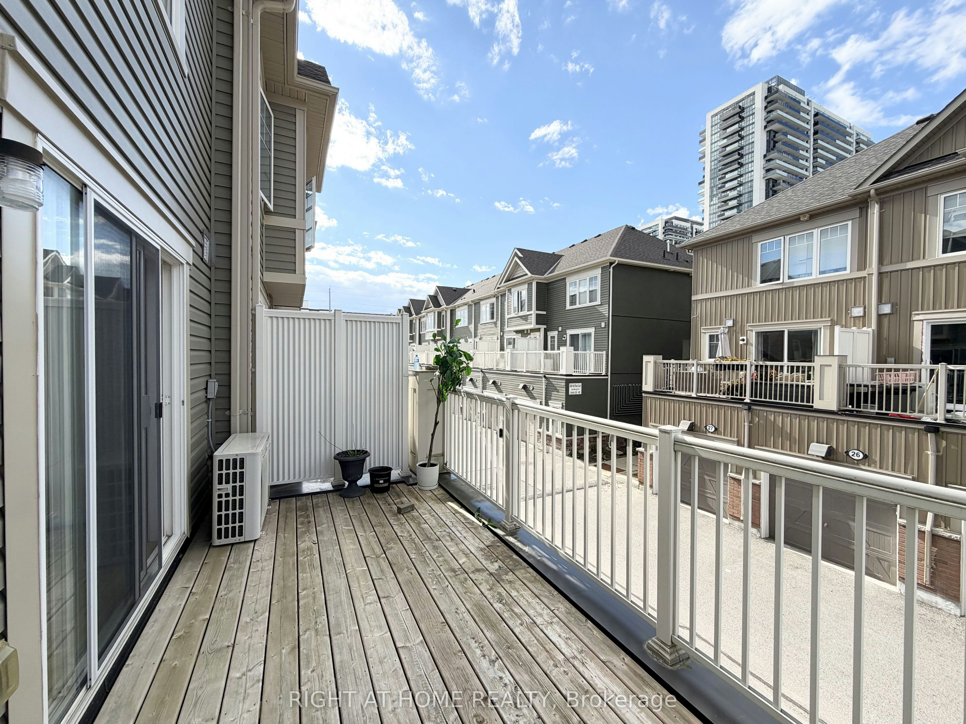 13-2500 Hill Rise Court, Oshawa, ON, L1L 0L2 - 26