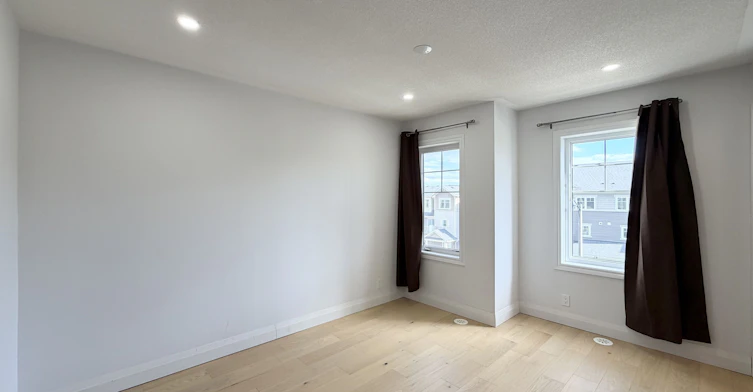 13-2500 Hill Rise Court, Oshawa, ON, L1L 0L2 - 18
