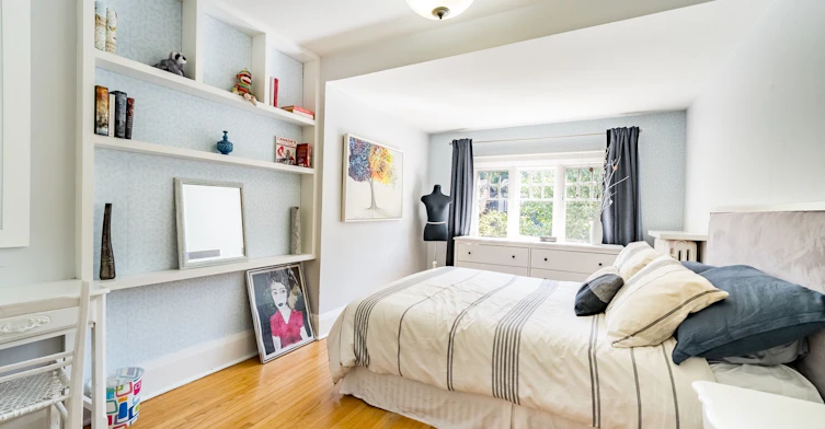 12 Bingham Avenue, Toronto, ON, M4E 3P9 - 24