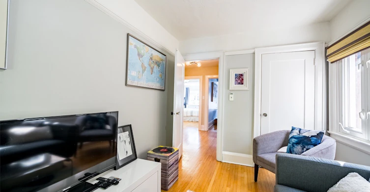 12 Bingham Avenue, Toronto, ON, M4E 3P9 - 31