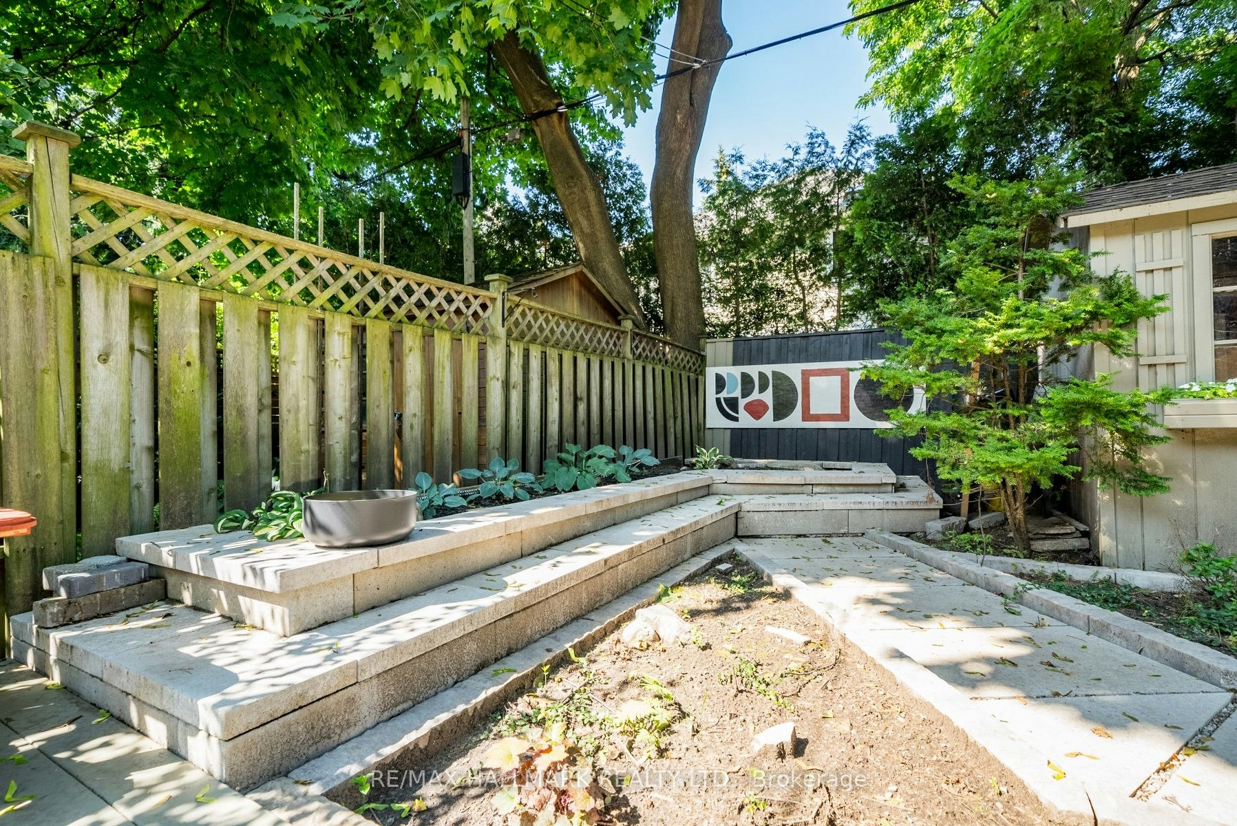 12 Bingham Avenue, Toronto, ON, M4E 3P9 - 40