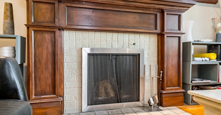 12 Bingham Avenue, Toronto, ON, M4E 3P9 - 11