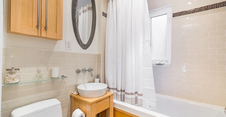12 Bingham Avenue, Toronto, ON, M4E 3P9 - 32