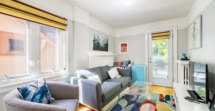 12 Bingham Avenue, Toronto, ON, M4E 3P9 - 30