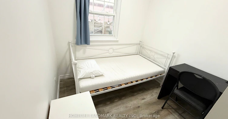 Main Floor-81 United Square, Toronto, ON, M1B 2B9 - 15