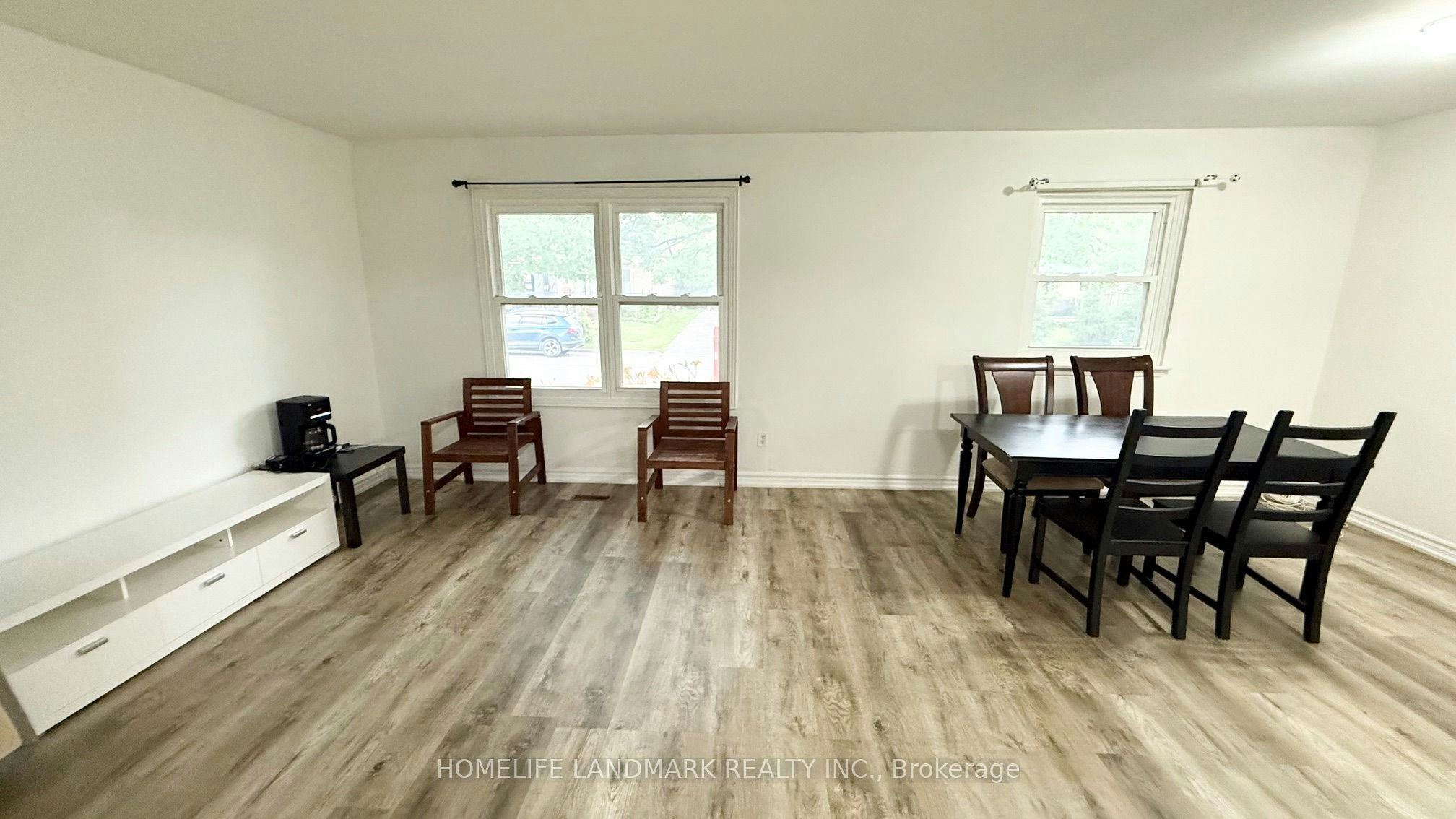 Main Floor-81 United Square, Toronto, ON, M1B 2B9 - 5