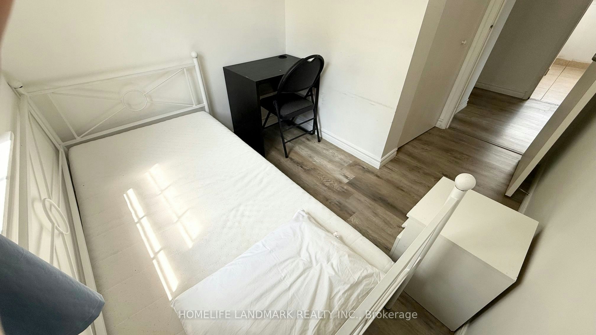 Main Floor-81 United Square, Toronto, ON, M1B 2B9 - 14