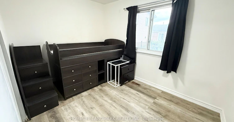 Main Floor-81 United Square, Toronto, ON, M1B 2B9 - 12
