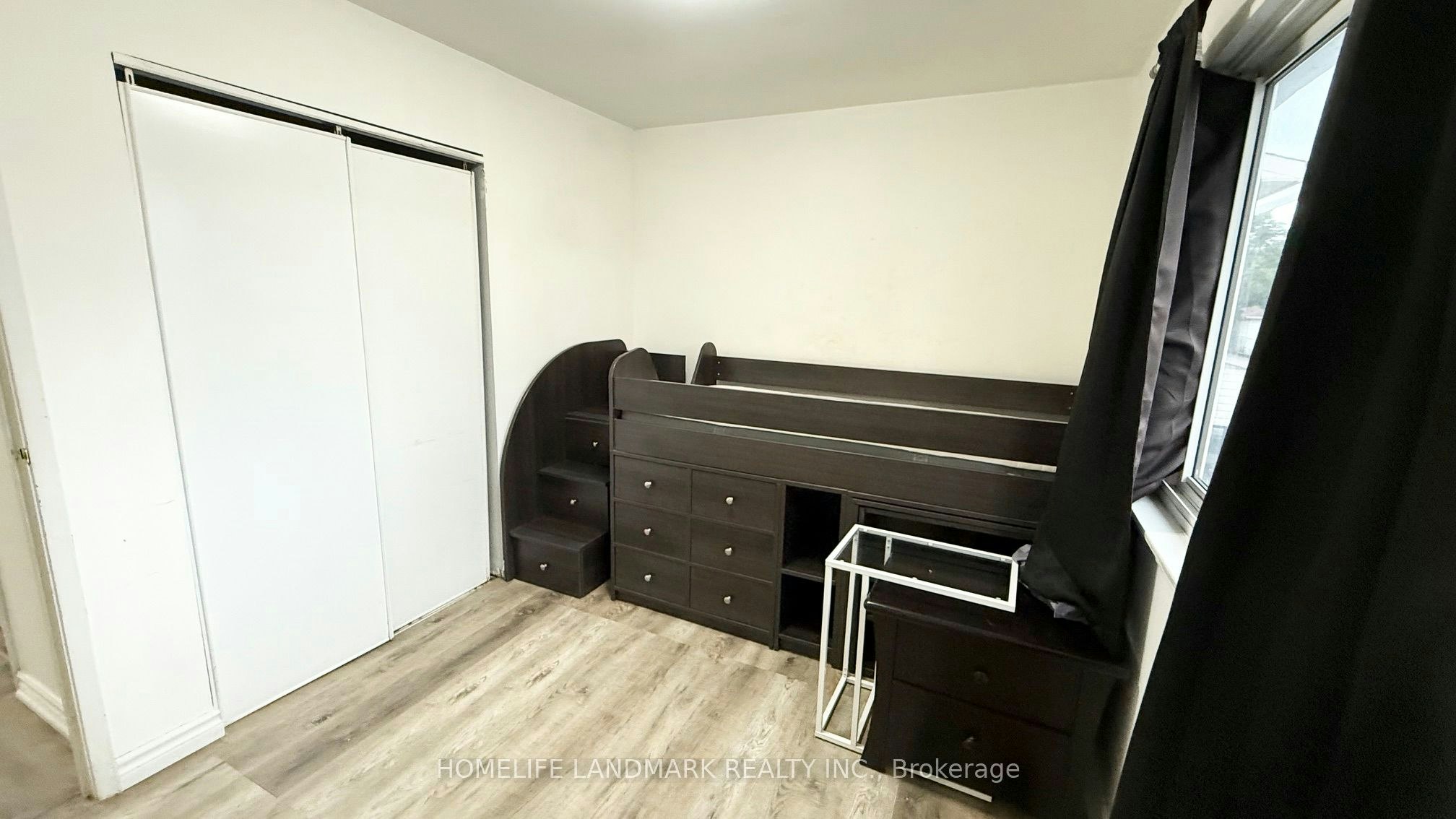 Main Floor-81 United Square, Toronto, ON, M1B 2B9 - 13