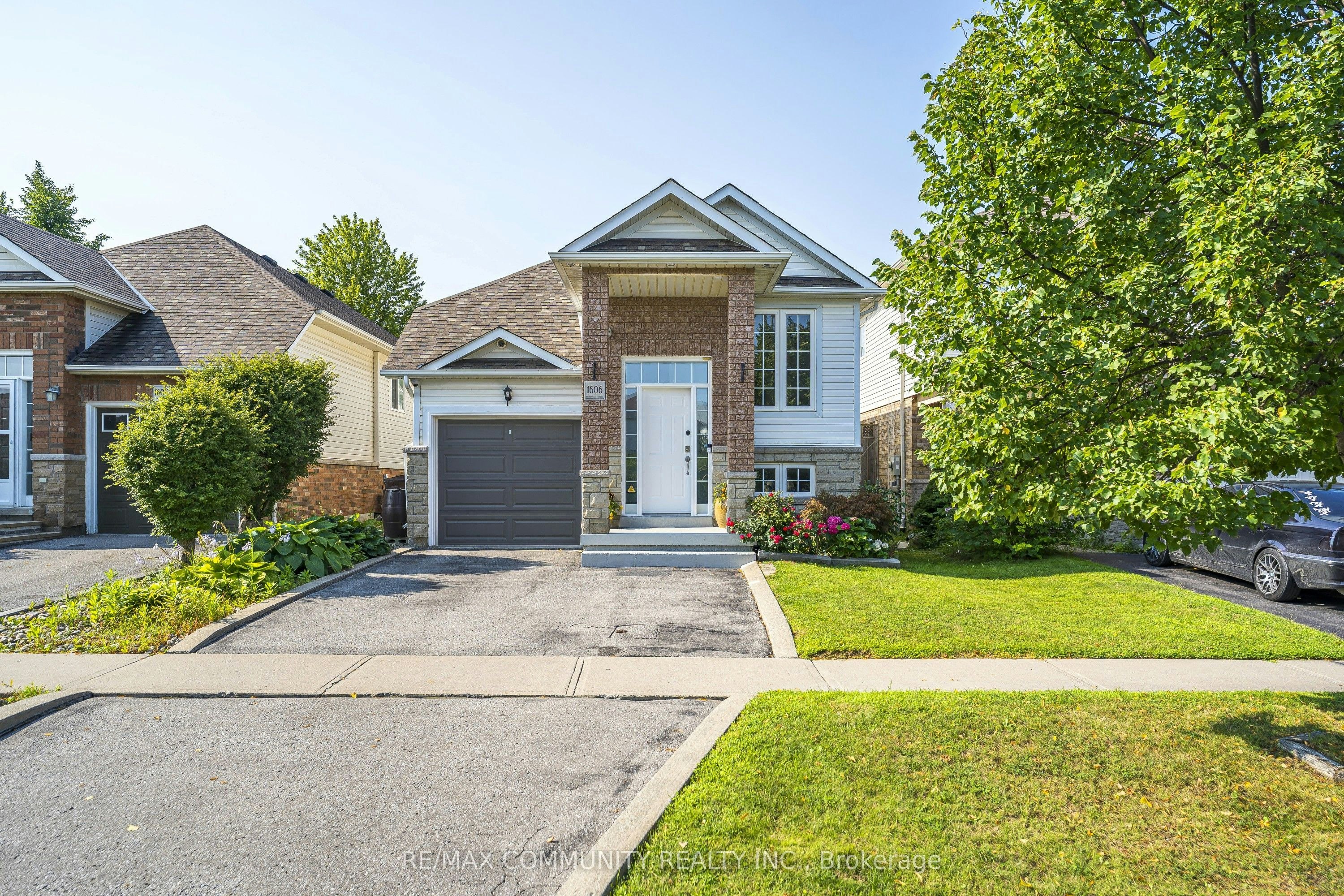 1606 Whitestone Drive, Oshawa, ON, L1K 2R9