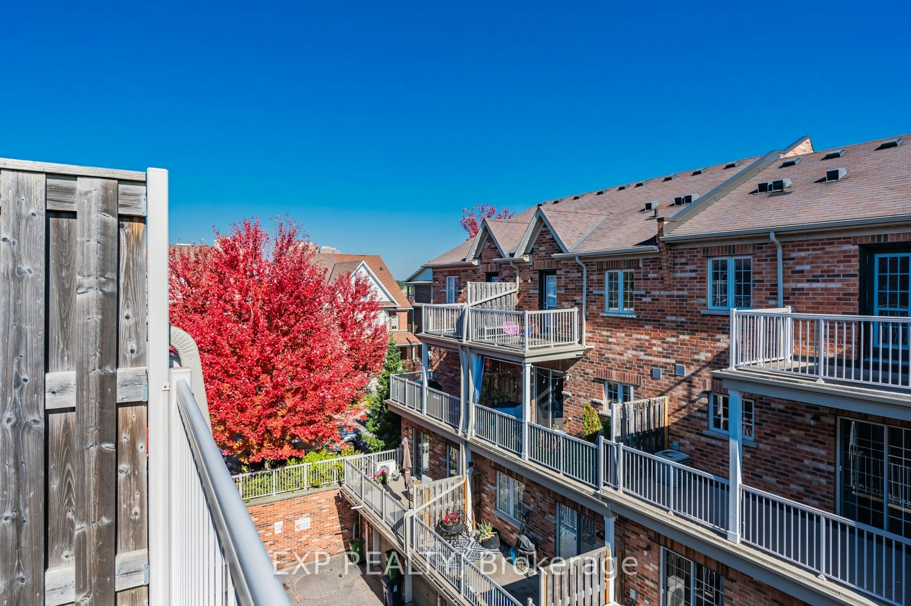 35 Carnahan Terrace, Toronto, ON, M4E 0B1 - 35