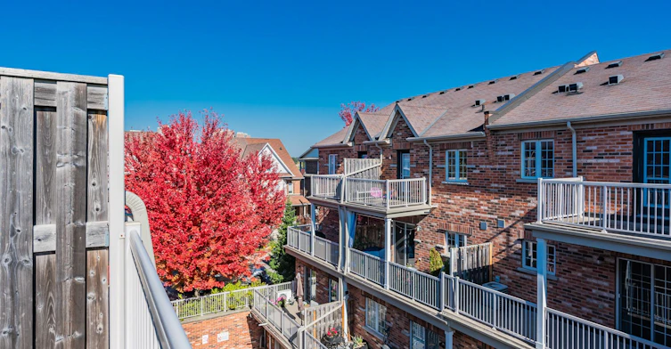 35 Carnahan Terrace, Toronto, ON, M4E 0B1 - 35