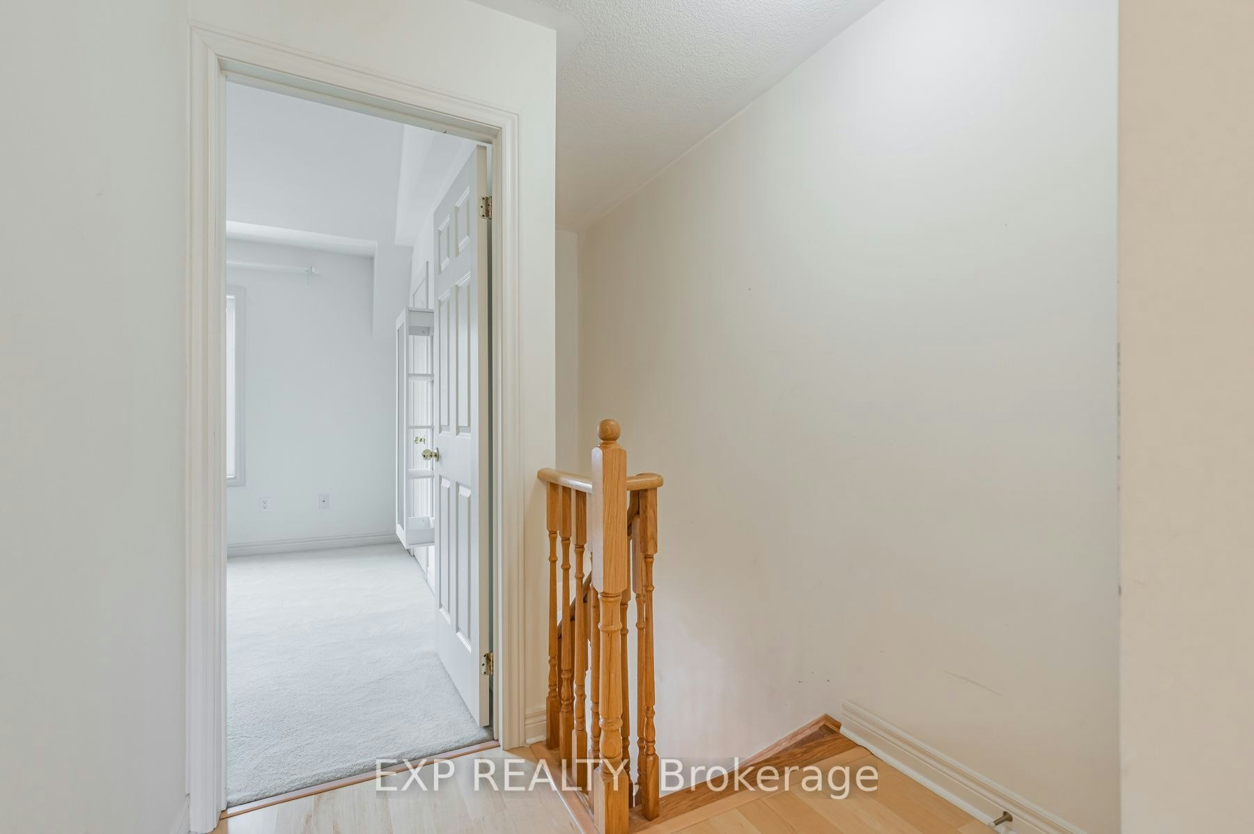 35 Carnahan Terrace, Toronto, ON, M4E 0B1 - 21
