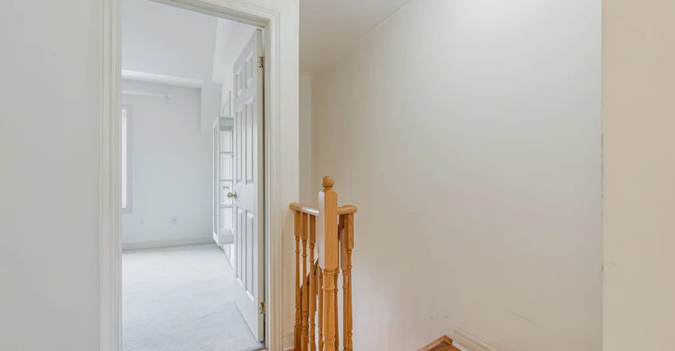 35 Carnahan Terrace, Toronto, ON, M4E 0B1 - 21