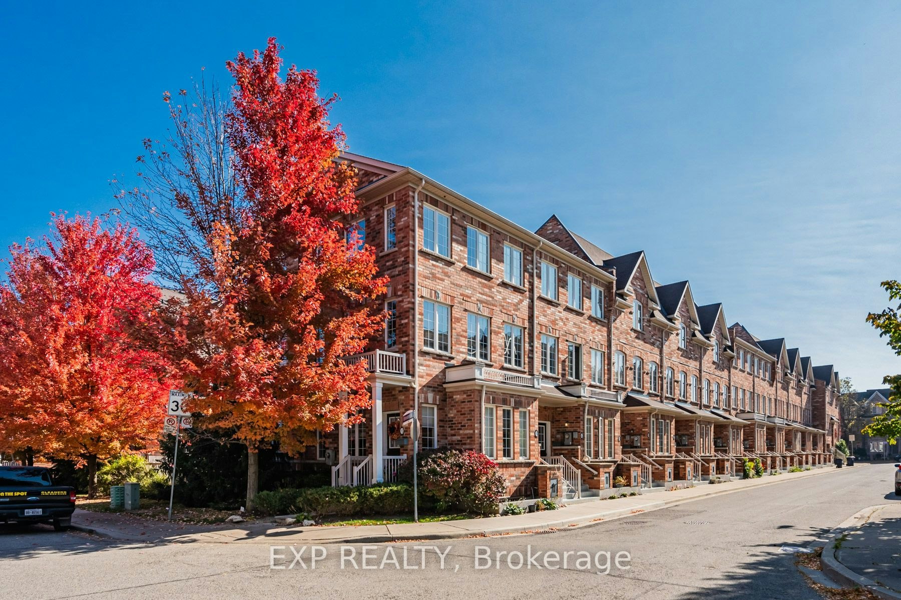 35 Carnahan Terrace, Toronto, ON, M4E 0B1 - 2