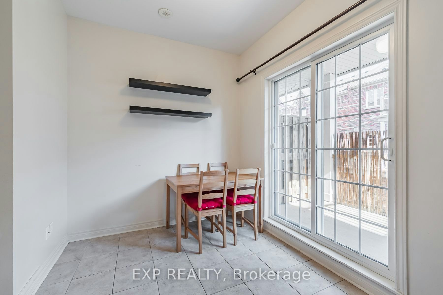 35 Carnahan Terrace, Toronto, ON, M4E 0B1 - 10