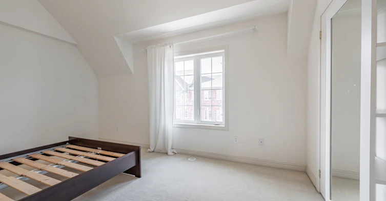 35 Carnahan Terrace, Toronto, ON, M4E 0B1 - 22