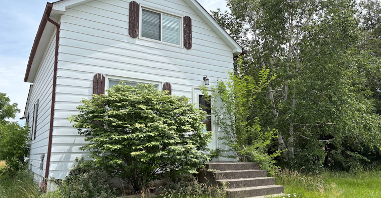 2591 Trulls Road, Clarington, ON, L1E 2N3