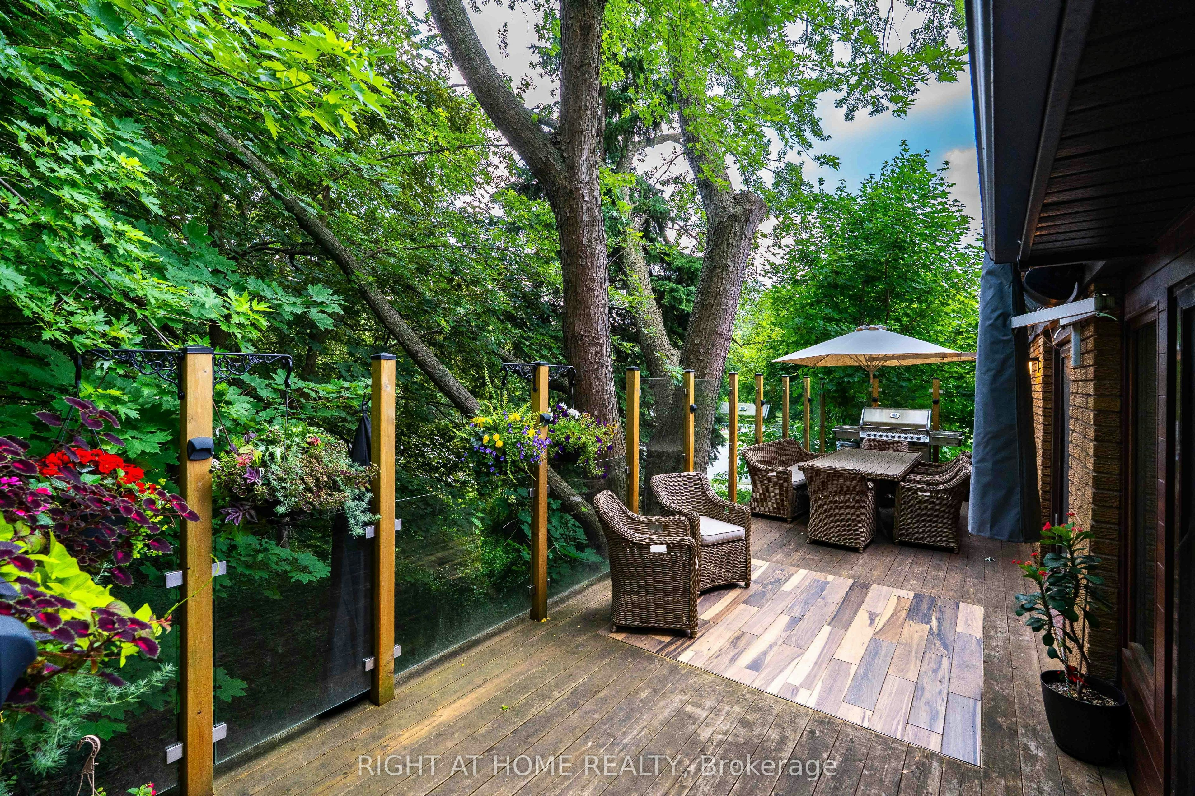 UPPER-1101 Brimley Road, Toronto, ON, M1P 3E8 - 24