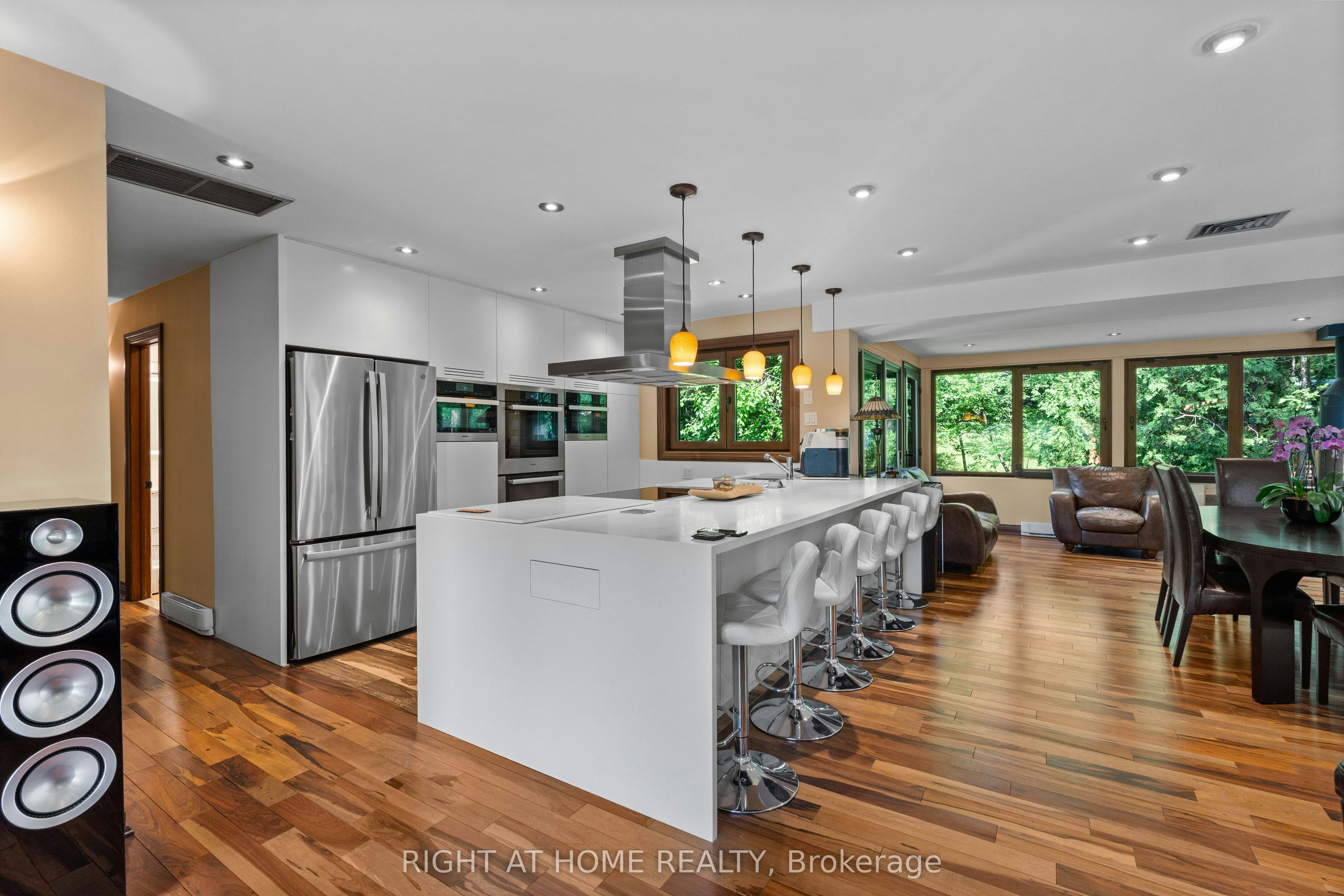 UPPER-1101 Brimley Road, Toronto, ON, M1P 3E8 - 6