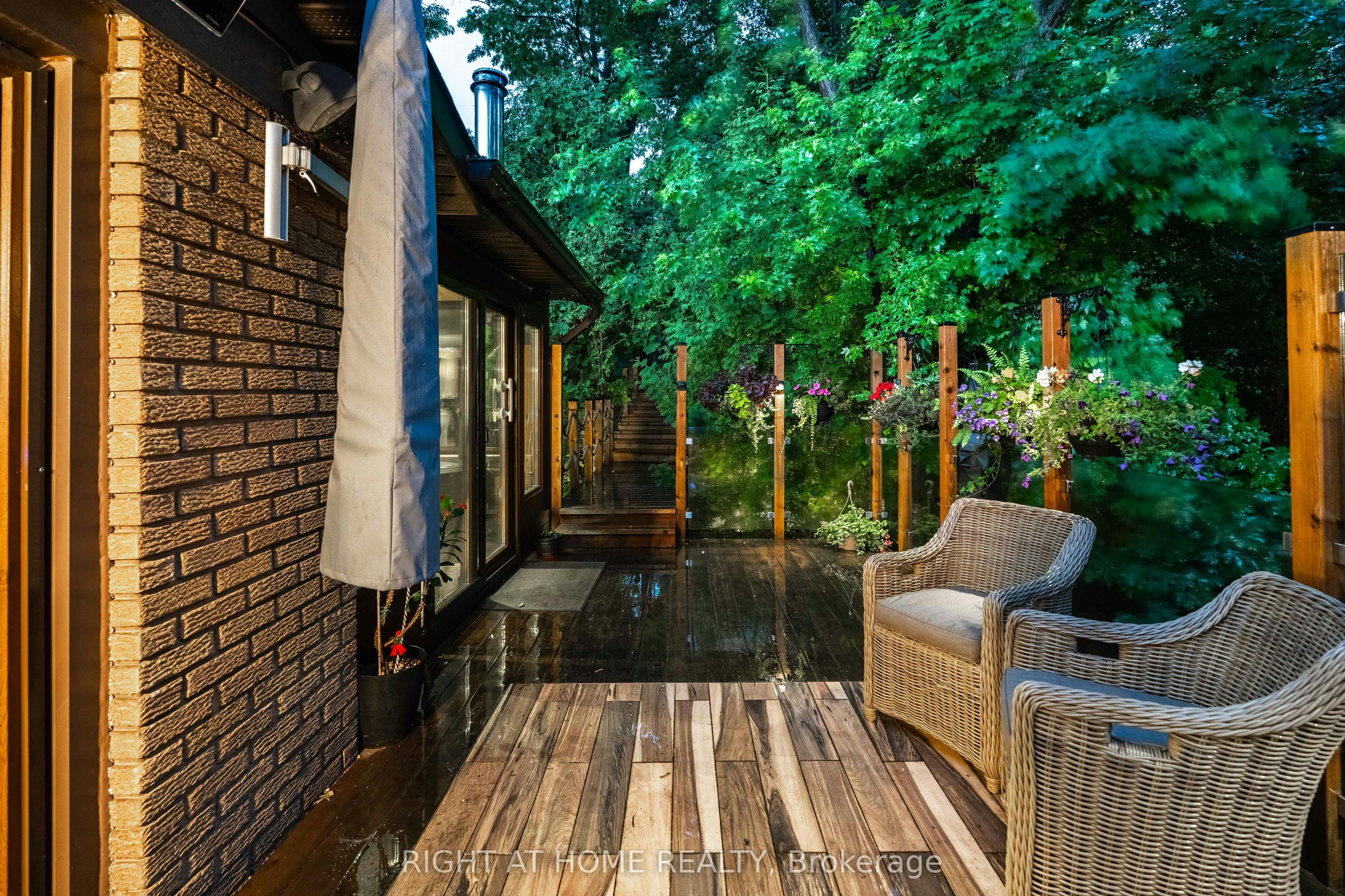 UPPER-1101 Brimley Road, Toronto, ON, M1P 3E8 - 29